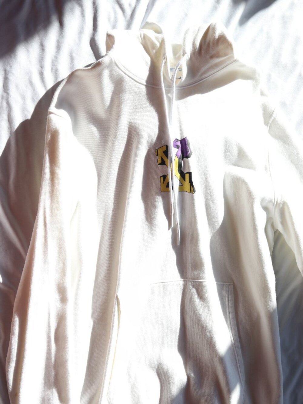 OFF WHITE WIZARD GRAFITI HOODIE